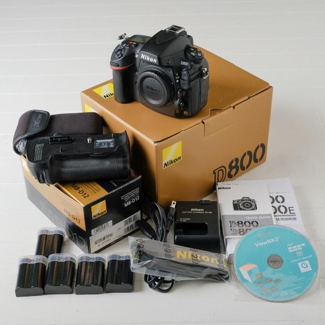 【美品】Nikon D610 / 純正縦グリセット 撮影枚数8799ニコン