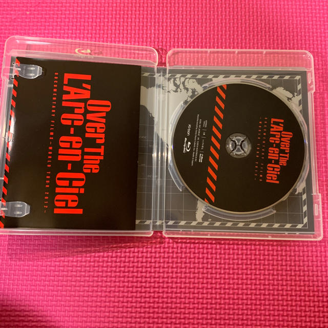 L'Arc～en～Ciel(ラルクアンシエル)のOver The L'Arc〜en〜Ciel Blu-ray エンタメ/ホビーのDVD/ブルーレイ(ミュージック)の商品写真