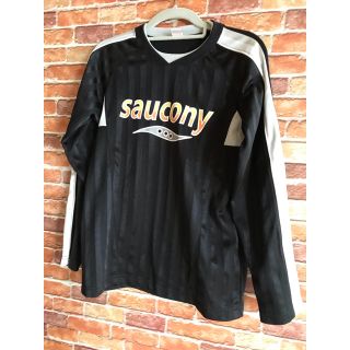 サッカニー(SAUCONY)のsaucony トップス 160㎝ 黒(Tシャツ/カットソー)