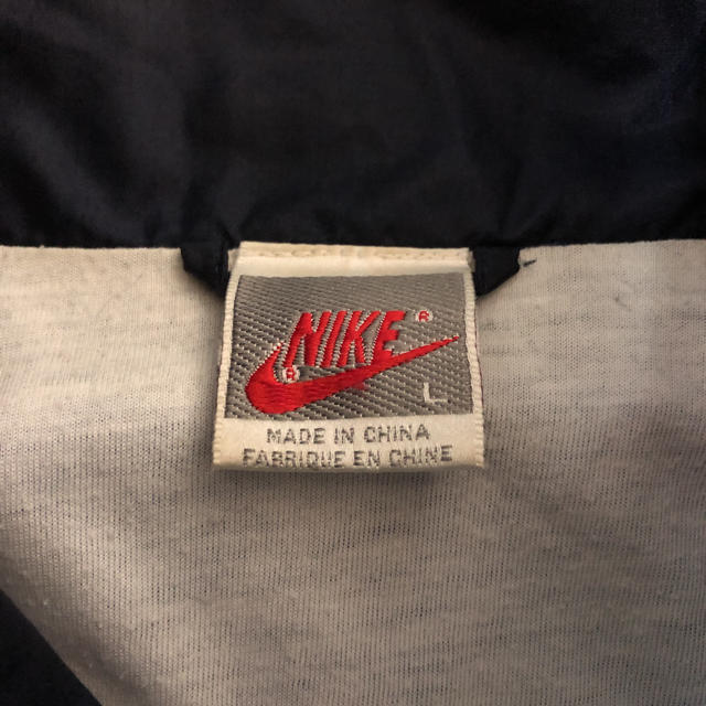 NIKE(ナイキ)のNIKE ナイキ 90s 銀タグ スウッシュ刺繍 ナイロンジャケット メンズのジャケット/アウター(ナイロンジャケット)の商品写真