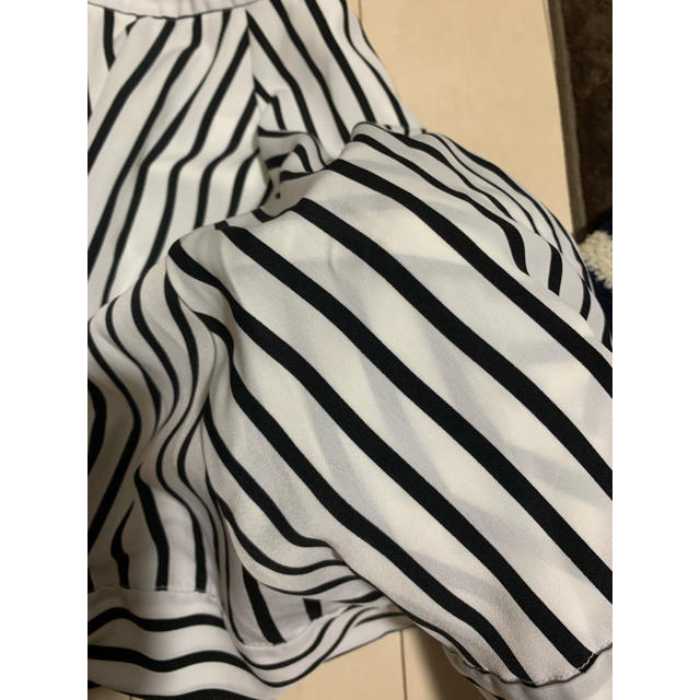 CECIL McBEE(セシルマクビー)のフレアスカート レディースのスカート(ひざ丈スカート)の商品写真