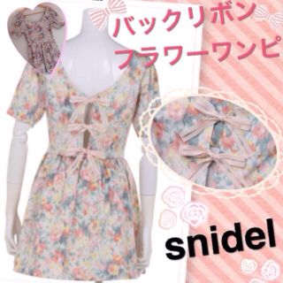 スナイデル(SNIDEL)のsnidel♡春ワンピ♡３連バックリボン(ミニワンピース)