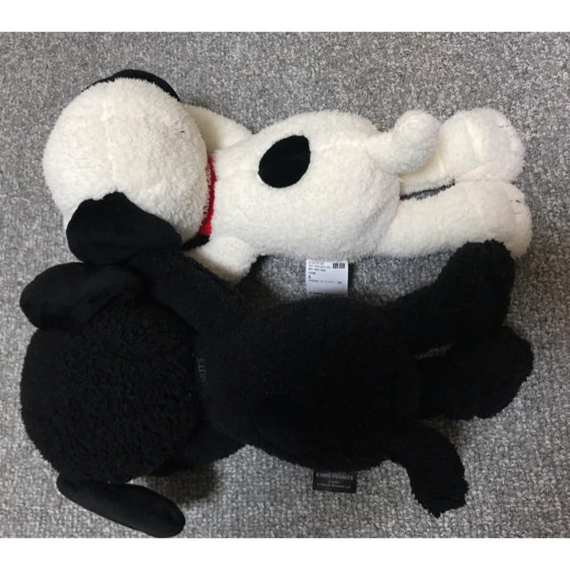 SNOOPY(スヌーピー)のkaws UNIQLO スヌーピー エンタメ/ホビーのおもちゃ/ぬいぐるみ(ぬいぐるみ)の商品写真