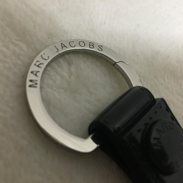 MARC JACOBS(マークジェイコブス)の新品未使用 マークジェイコブス キーホルダー レディースのファッション小物(キーホルダー)の商品写真