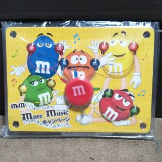 エムアンドエムアンドエムズ(m&m&m's)の○M様専用  m&m's シェア イヤホン(ヘッドフォン/イヤフォン)