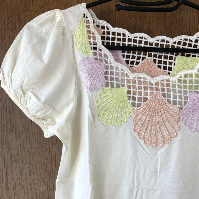 Dot&Stripes CHILDWOMAN(ドットアンドストライプスチャイルドウーマン)のシェルパフＴ レディースのトップス(Tシャツ(半袖/袖なし))の商品写真