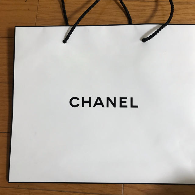 CHANEL(シャネル)の【CHANEL】PARIS VENIS リボン 72cm ＋紙袋 インテリア/住まい/日用品のオフィス用品(ラッピング/包装)の商品写真