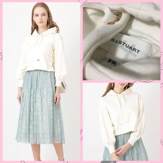 ジルバイジルスチュアート(JILL by JILLSTUART)の今期購入♡パーカー(パーカー)