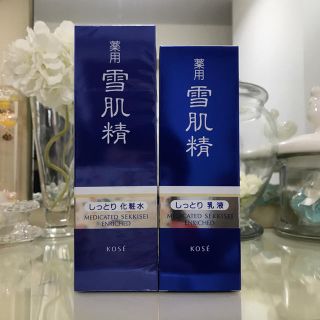 セッキセイ(雪肌精)の♥️薬用雪肌精 化粧水&乳液（しっとり）２点セット(化粧水/ローション)