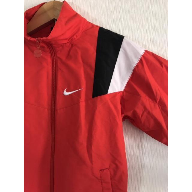 NIKE(ナイキ)の6658　NIKE　パーカー　140cm キッズ/ベビー/マタニティのキッズ服男の子用(90cm~)(ジャケット/上着)の商品写真