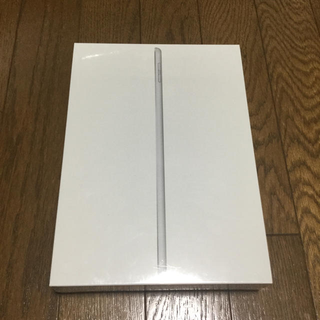 スマホ/家電/カメラ★新品★ iPad Wi-Fiモデル 128GB シルバー MP2J2J/A