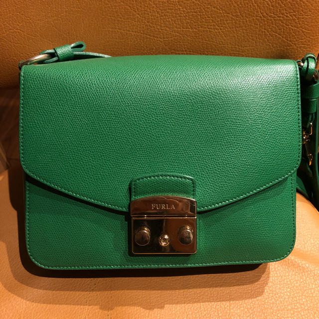 FURLA バッグ