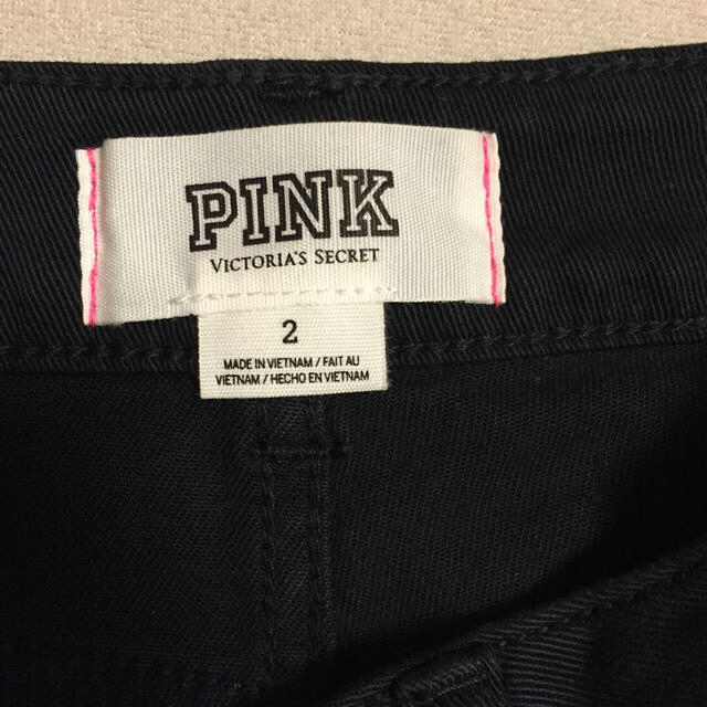 Victoria's Secret(ヴィクトリアズシークレット)のPINK デニムショーツ レディースのパンツ(ショートパンツ)の商品写真