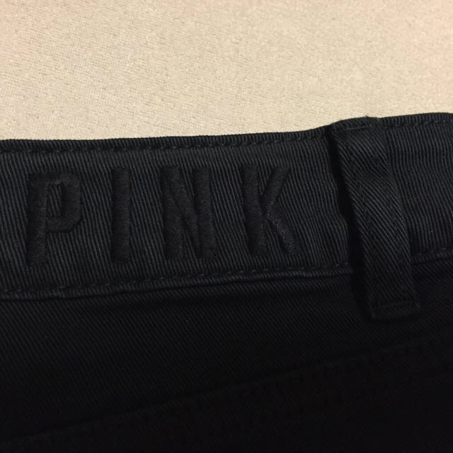 Victoria's Secret(ヴィクトリアズシークレット)のPINK デニムショーツ レディースのパンツ(ショートパンツ)の商品写真