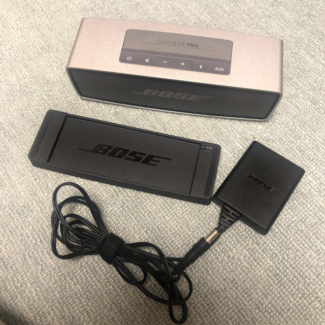 BOSE(ボーズ)の値下げしました bose soundlink mini スマホ/家電/カメラのオーディオ機器(スピーカー)の商品写真