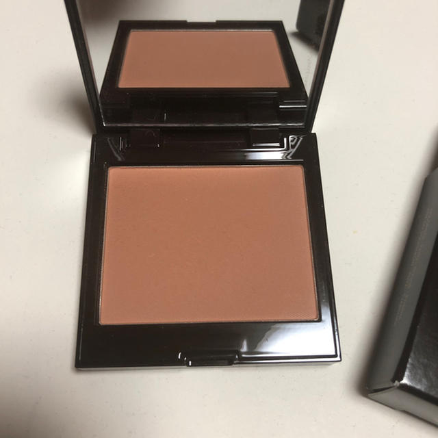 laura mercier(ローラメルシエ)のローラメルシエ ジンジャー  コスメ/美容のベースメイク/化粧品(チーク)の商品写真