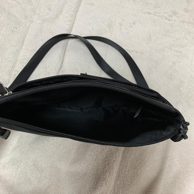 UMBRO(アンブロ)のアンブロ サコッシュ ショルダーバッグ メンズのバッグ(ショルダーバッグ)の商品写真