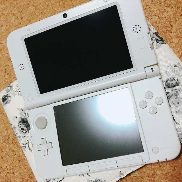 ニンテンドー3DS LL 本体 1