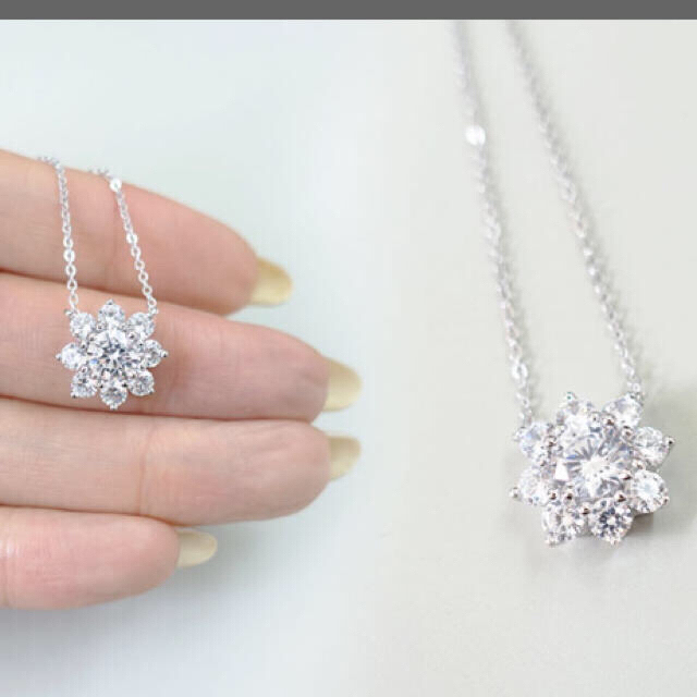 HARRY WINSTON(ハリーウィンストン)のangel peach サンフルールネックレス レディースのアクセサリー(ネックレス)の商品写真