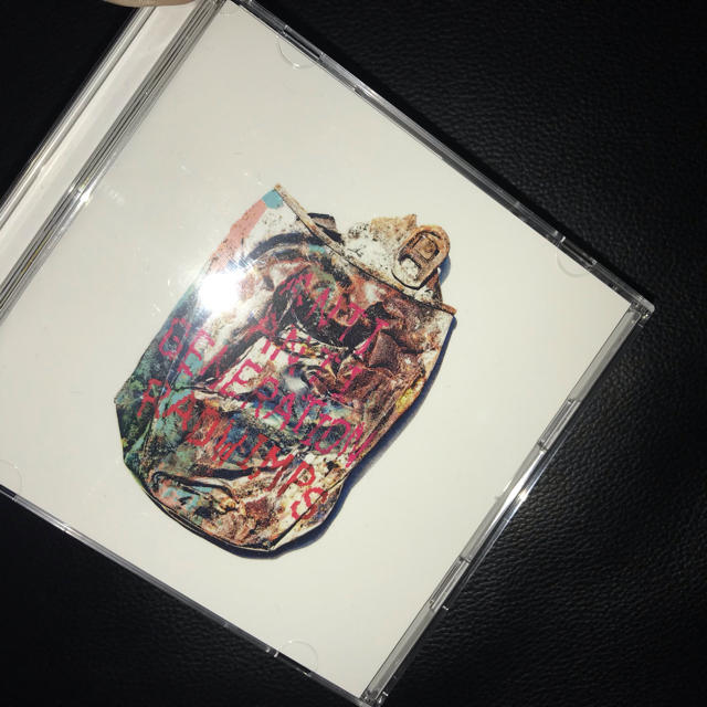 UNIVERSAL ENTERTAINMENT(ユニバーサルエンターテインメント)のRADWIMPS アルバム CD エンタメ/ホビーのCD(ポップス/ロック(邦楽))の商品写真