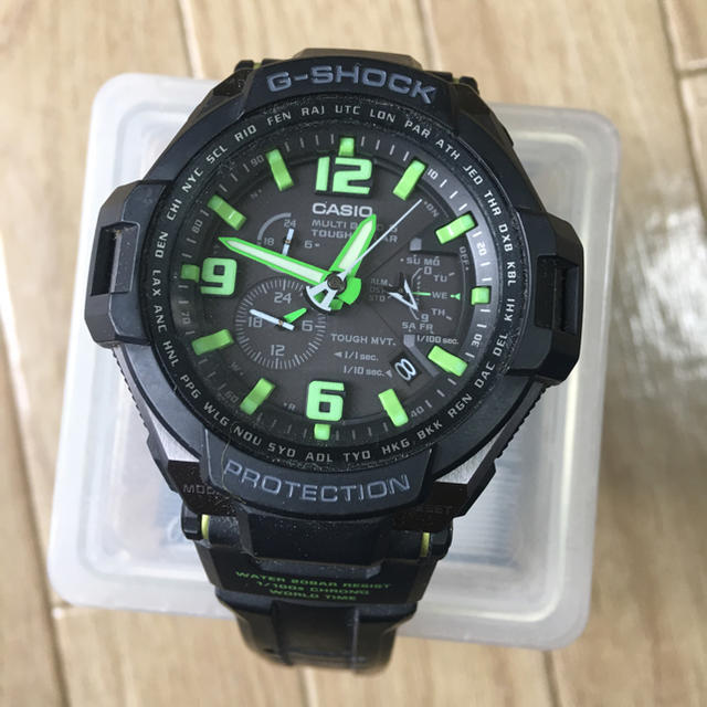 G-SHOCK(ジーショック)のG-SHOCK グリーン メンズの時計(腕時計(デジタル))の商品写真