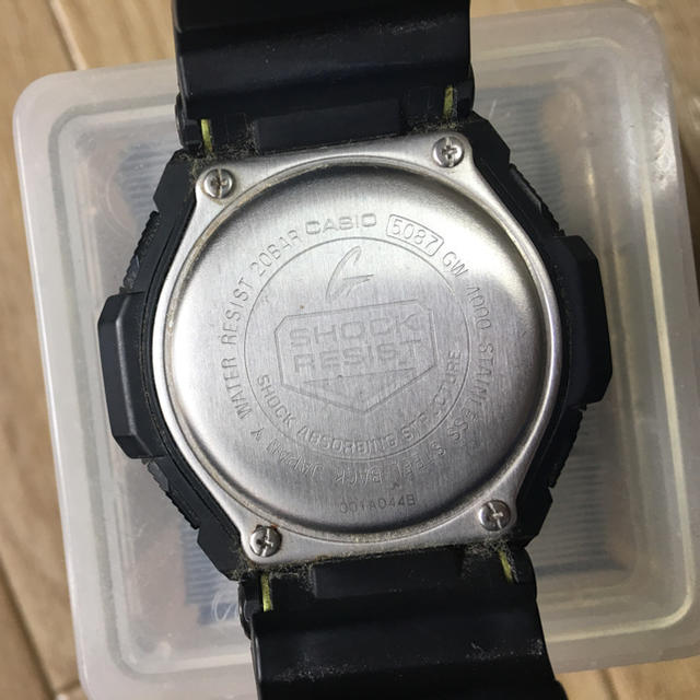 G-SHOCK(ジーショック)のG-SHOCK グリーン メンズの時計(腕時計(デジタル))の商品写真