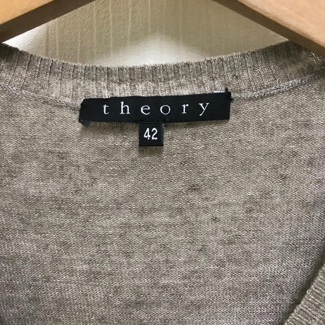 theory(セオリー)の定2.5万 theory セオリー Vネックリネンニット42  メンズのトップス(ニット/セーター)の商品写真