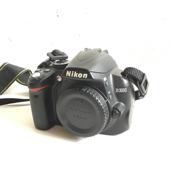 nikon d3000 中古 美品 いいスタイル 9000円 www.gold-and-wood.com