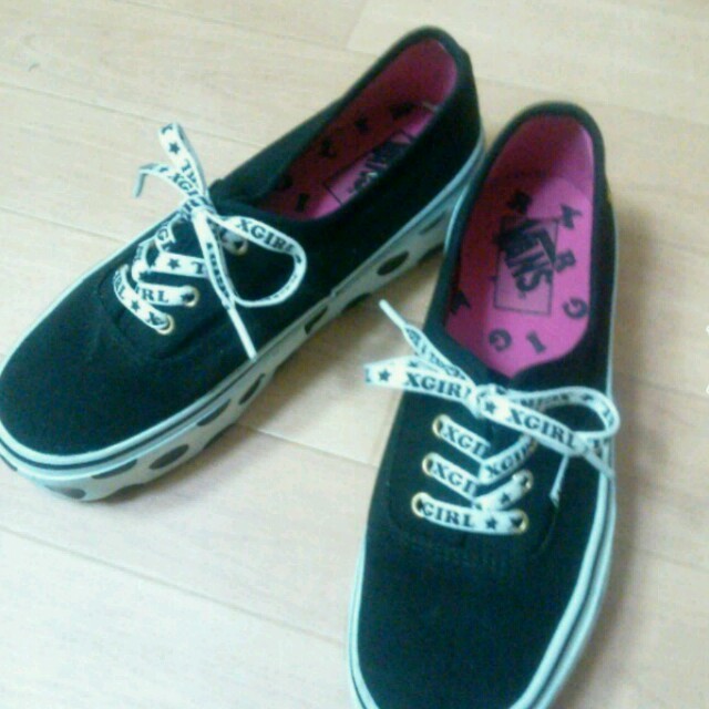 X-GIRL/Vansコラボスニーカー