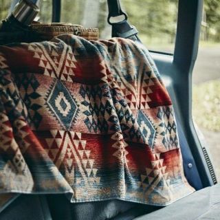 ペンドルトン(PENDLETON)の新品 ペンドルトン ブランケット ブランド バスタオル ラグ 大判 ストール 赤(毛布)