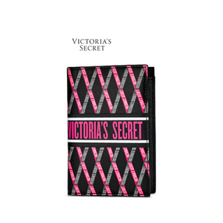 ヴィクトリアズシークレット(Victoria's Secret)の新品新作♡ヴィクトリアズシークレットリボンロゴパスポートケース(名刺入れ/定期入れ)