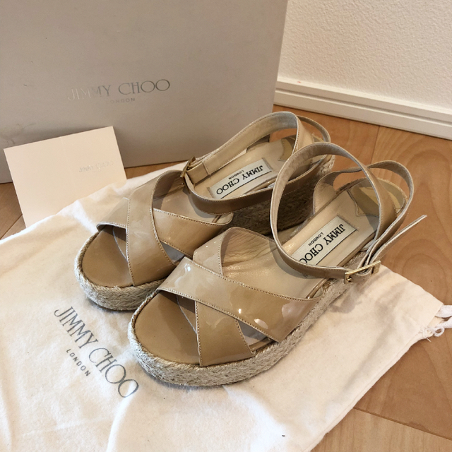 miumiu(ミュウミュウ)の🌈様専用♡  miumiu、JIMMYCHOO 2足分 レディースの靴/シューズ(ローファー/革靴)の商品写真