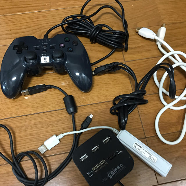 PlayStation3(プレイステーション3)のジャンク 中古品 PS3 本体 コントローラー torne USBポート セット エンタメ/ホビーのゲームソフト/ゲーム機本体(家庭用ゲーム機本体)の商品写真