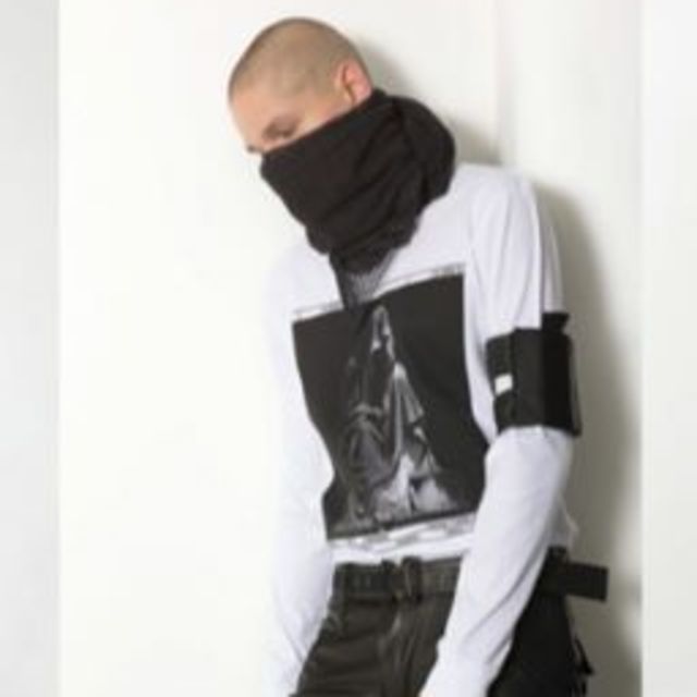 Rick Owens(リックオウエンス)の新品NOMENKLATURA STUDIOカウスキン腕章バンド アームバンド メンズのバッグ(その他)の商品写真