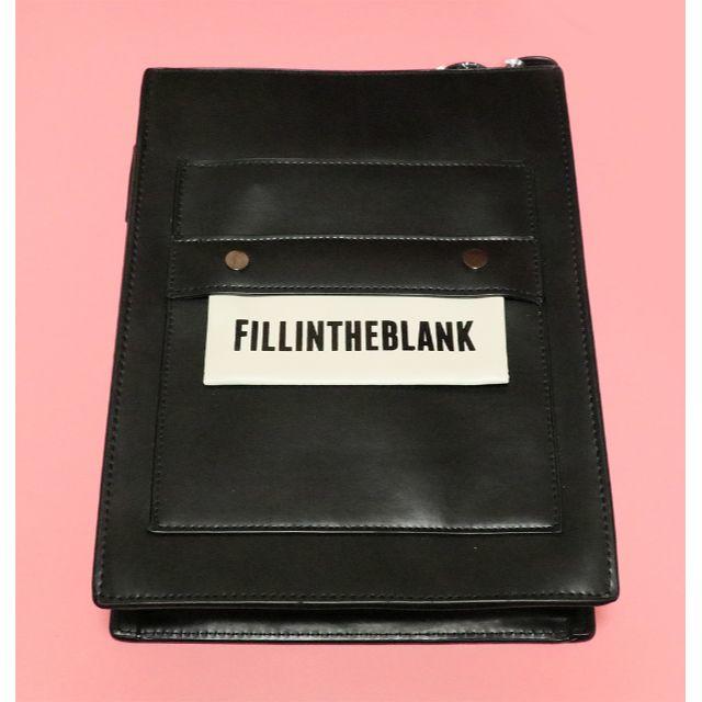 STYLENANDA(スタイルナンダ)のFILLINTHEBLANK クロスショルダーバッグ ブラック レディースのバッグ(ショルダーバッグ)の商品写真