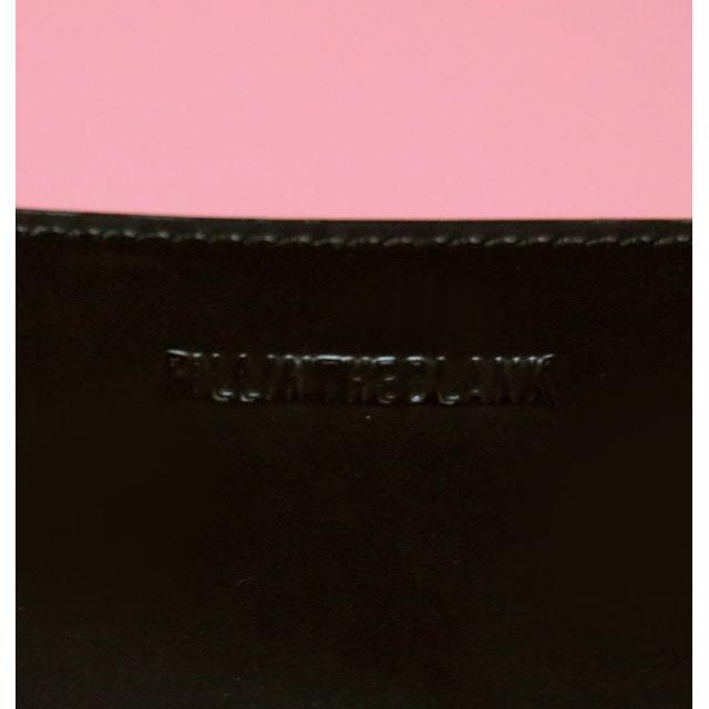 STYLENANDA(スタイルナンダ)のFILLINTHEBLANK クロスショルダーバッグ ブラック レディースのバッグ(ショルダーバッグ)の商品写真