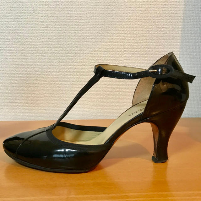 repetto(レペット)のレペット T字ストラップ パンプス 39 レディースの靴/シューズ(ハイヒール/パンプス)の商品写真