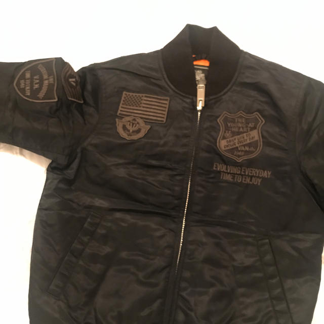 VAN Jacket(ヴァンヂャケット)の専用！VAN レディース 新品 お値下げしました！ レディースのジャケット/アウター(ブルゾン)の商品写真