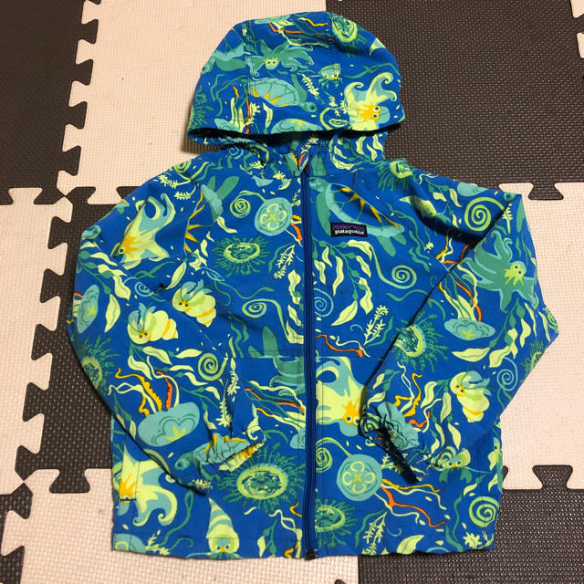 patagonia(パタゴニア)のパタゴニア キッズ  ジャケット キッズ/ベビー/マタニティのキッズ服男の子用(90cm~)(ジャケット/上着)の商品写真