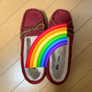 ミネトンカ(Minnetonka)のボア ミネトンカ 赤 サイズレディス10☆26㎝(スリッポン/モカシン)