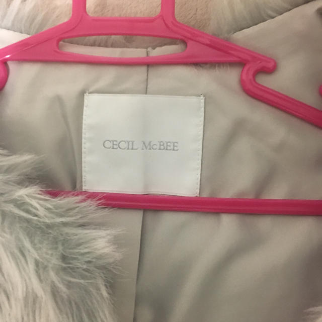 CECIL McBEE(セシルマクビー)のファーコート♡CECIL McBEE レディースのジャケット/アウター(毛皮/ファーコート)の商品写真