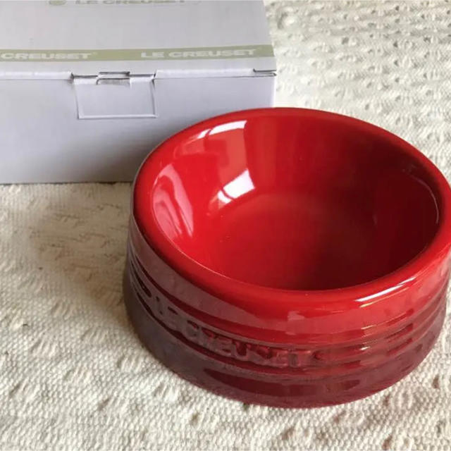 LE CREUSET(ルクルーゼ)のル・クルーゼ 犬 ペット 赤 レッド 新品 未使用品 ドッグフード その他のペット用品(犬)の商品写真