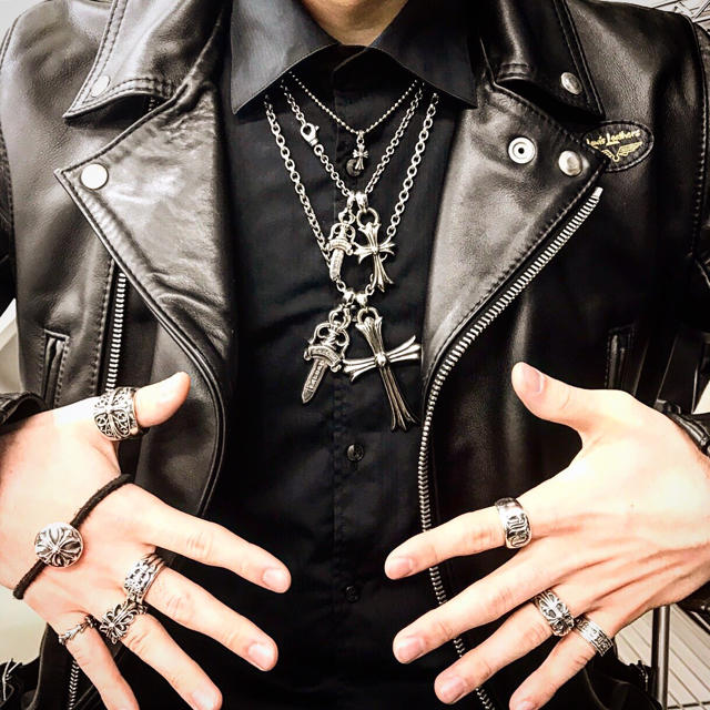 Chrome Hearts(クロムハーツ)のクロムハーツ クラシックオーバルクロスリング メンズのアクセサリー(リング(指輪))の商品写真