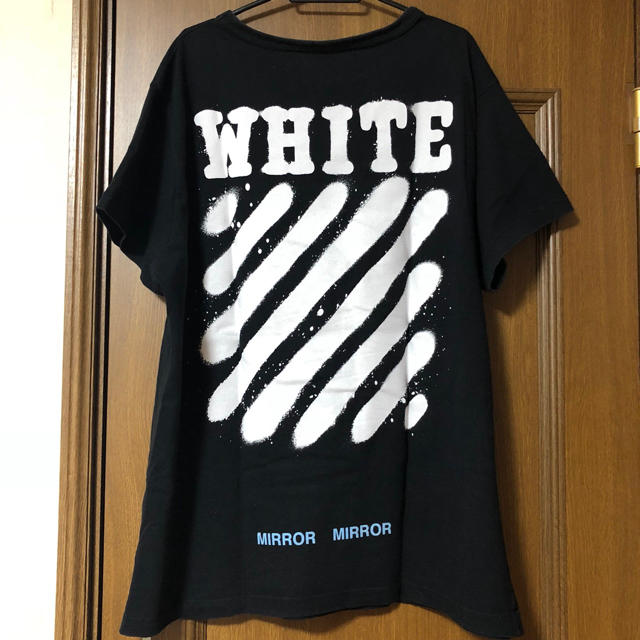メンズOFF WHITE SPRAY T-shirt