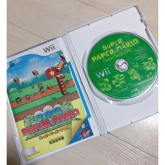 Wii(ウィー)のWii スーパーペーパーマリオ エンタメ/ホビーのゲームソフト/ゲーム機本体(家庭用ゲームソフト)の商品写真
