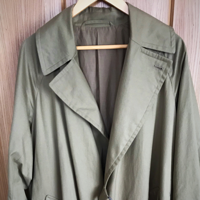 COMOLI(コモリ)のcomoli コットンギャバ タイロッケンコート 2 メンズのジャケット/アウター(ステンカラーコート)の商品写真