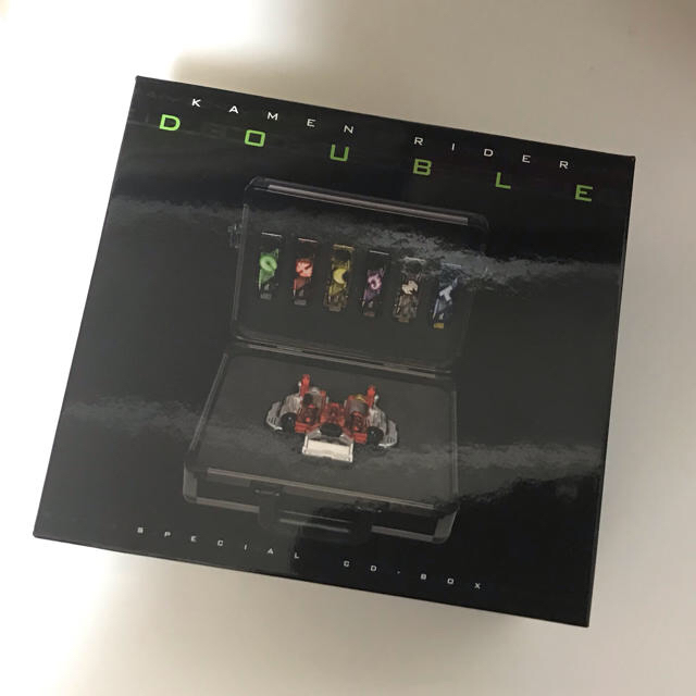 宅配 仮面ライダーW（ダブル）スペシャルCD-BOX 【CD6枚＋DVD1枚】 キッズ/ファミリー