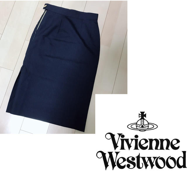 Vivienne Westwood(ヴィヴィアンウエストウッド)の Vivienne  Westwood タイトスカート レディースのスカート(ひざ丈スカート)の商品写真