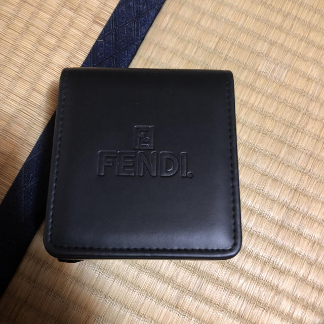 FENDI 腕時計 ベルト茶色の通販 by まさ's shop｜フェンディならラクマ - FENDI 正規品 NEW