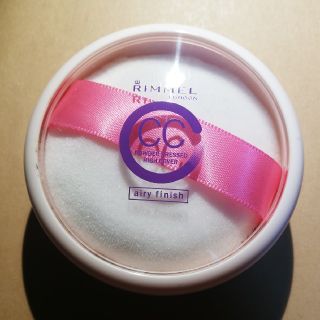 リンメル(RIMMEL)のRIMMEL リンメル CC パウダー エアリーフィニッシュ(フェイスパウダー)